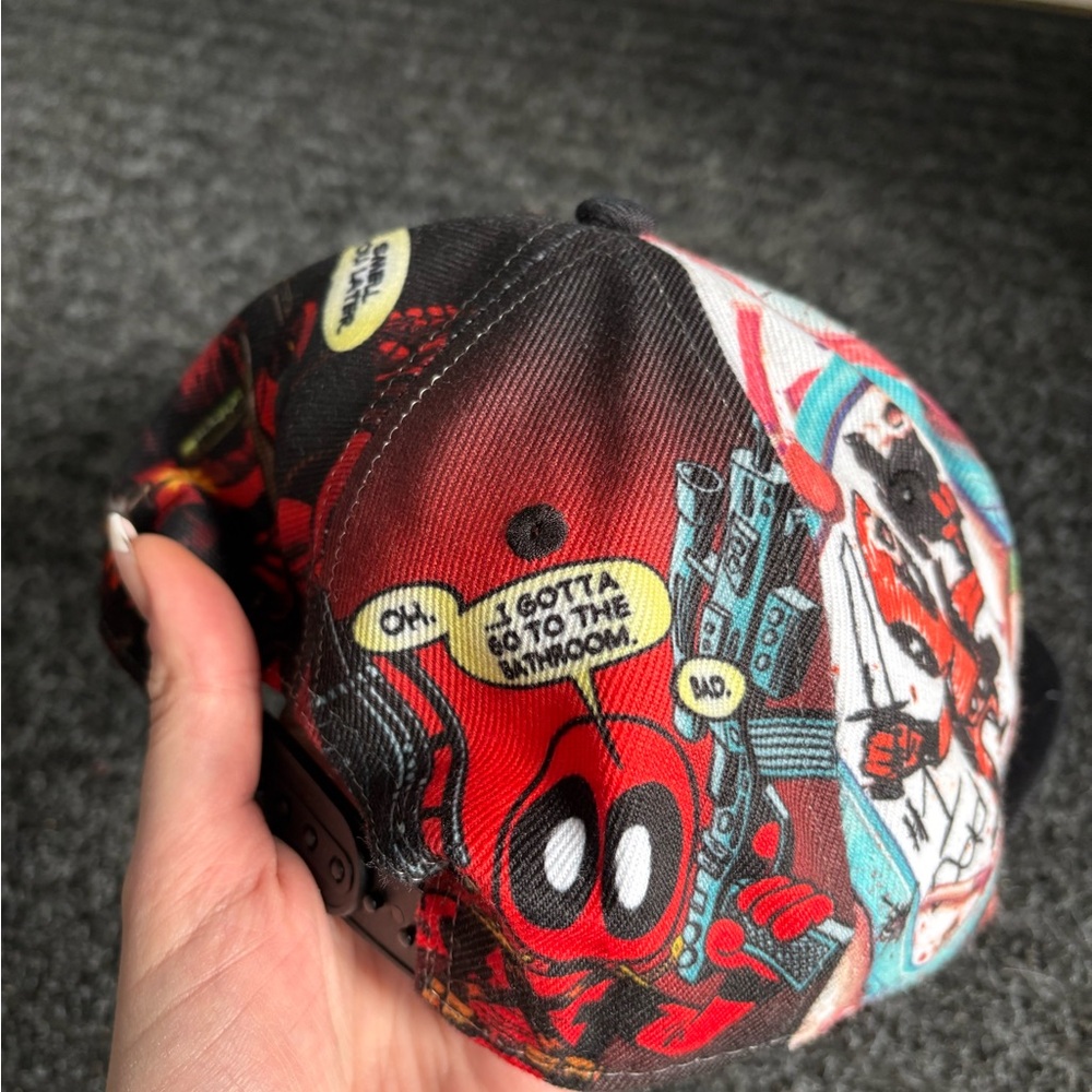 Deadpool SnapBack - Picture 4 of 6